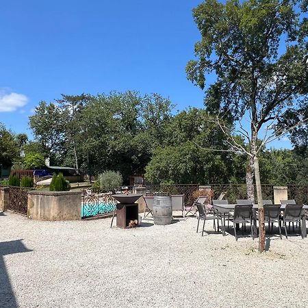 Gite Du Manoir Le Roc Couze-et-Saint-Front Екстер'єр фото