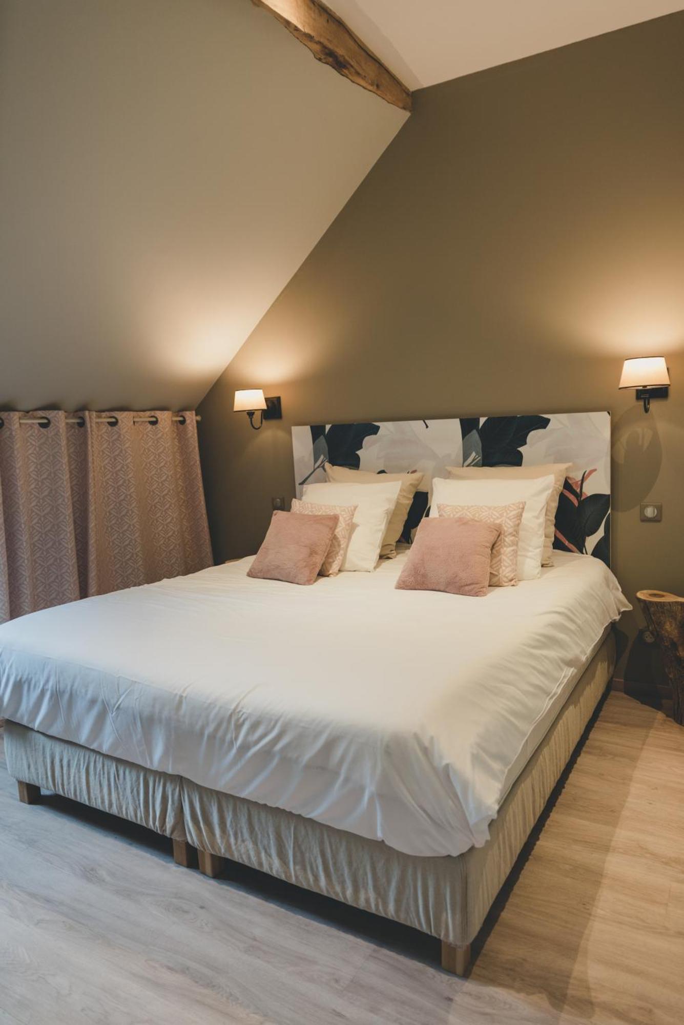 Gite Du Manoir Le Roc Couze-et-Saint-Front Екстер'єр фото