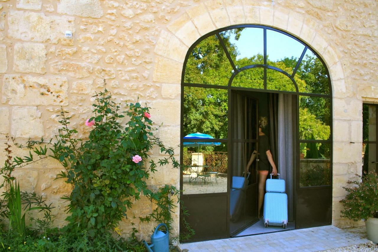 Gite Du Manoir Le Roc Couze-et-Saint-Front Екстер'єр фото