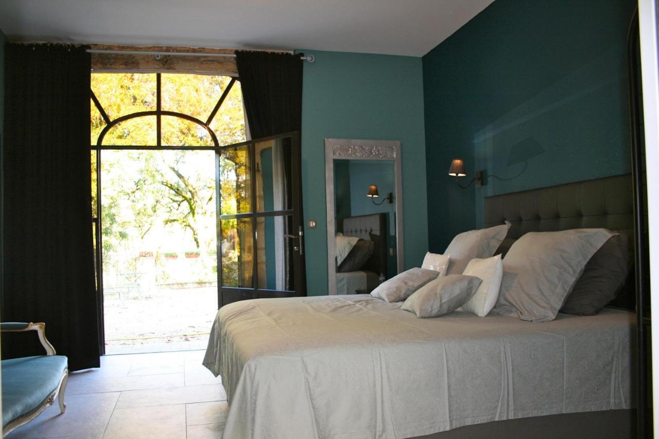 Gite Du Manoir Le Roc Couze-et-Saint-Front Екстер'єр фото
